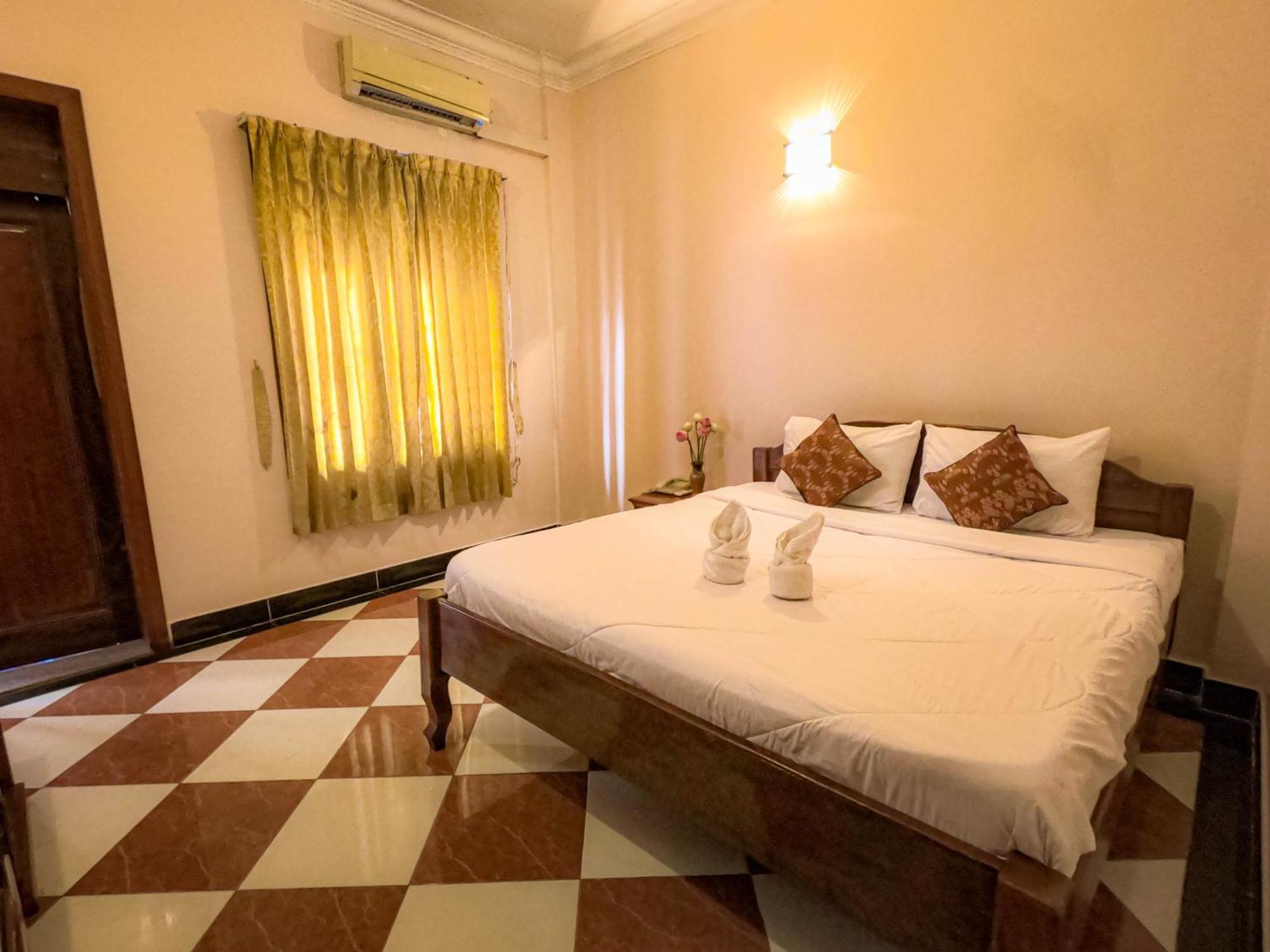 Nawin Palace Guesthouse Phnom Penh Ngoại thất bức ảnh