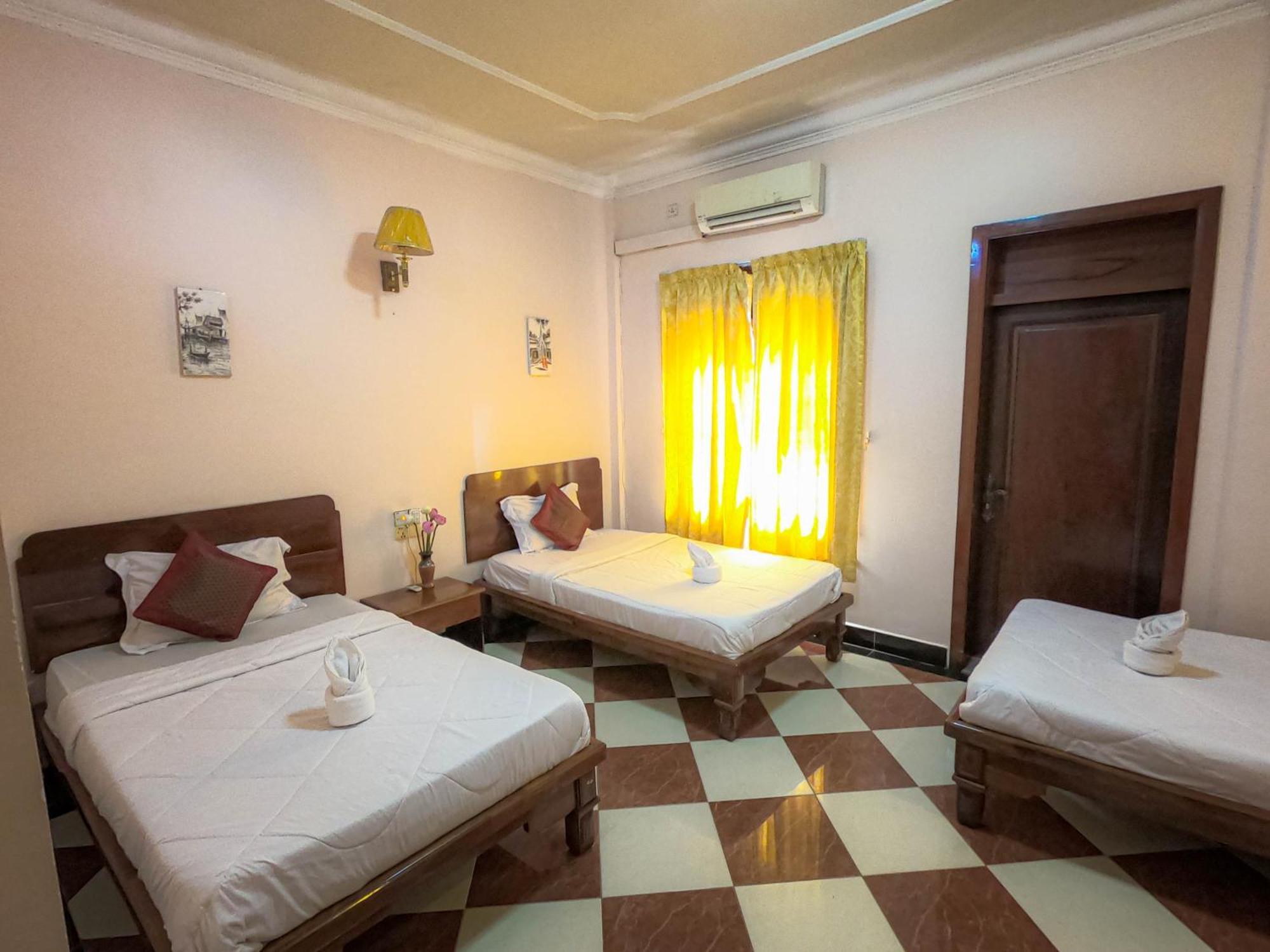 Nawin Palace Guesthouse Phnom Penh Ngoại thất bức ảnh