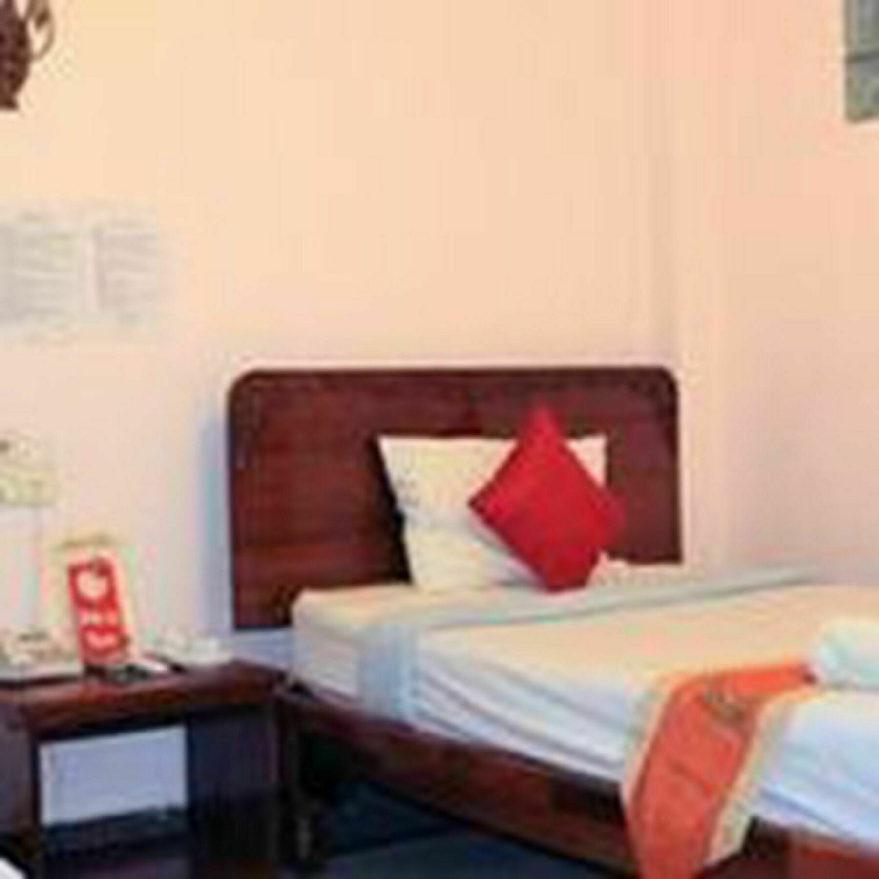 Nawin Palace Guesthouse Phnom Penh Ngoại thất bức ảnh